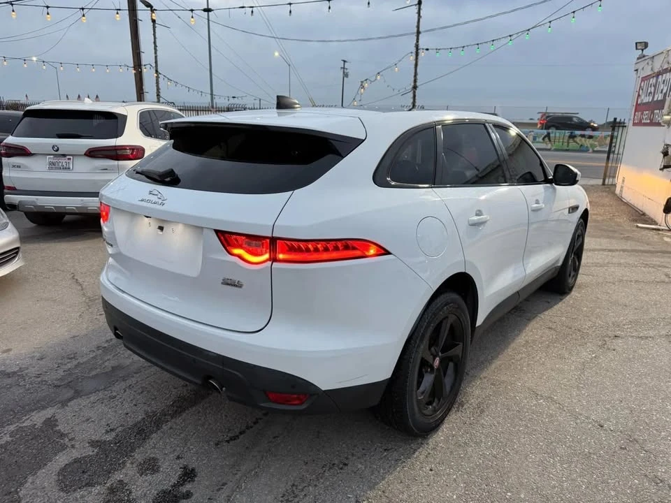 2020 Jaguar F-Pace - Image 2 of 7