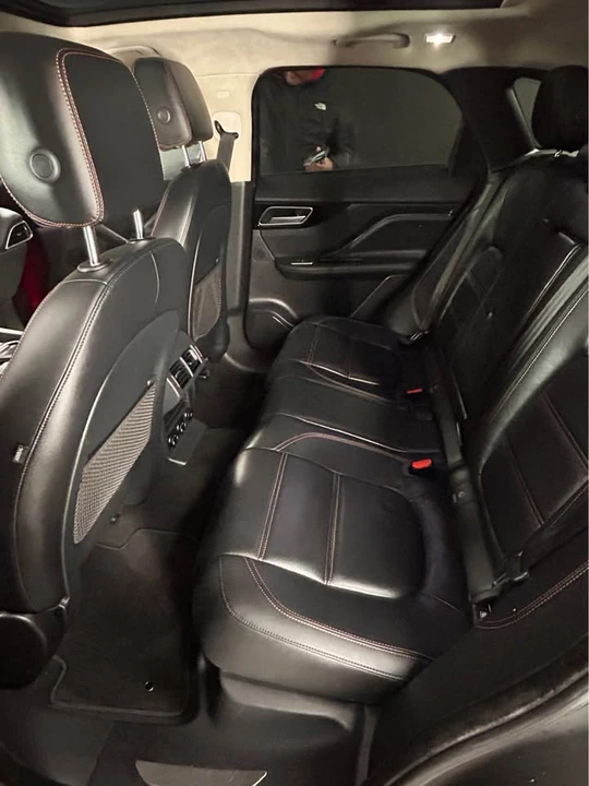 2020 Jaguar F-Pace - Image 9 of 11