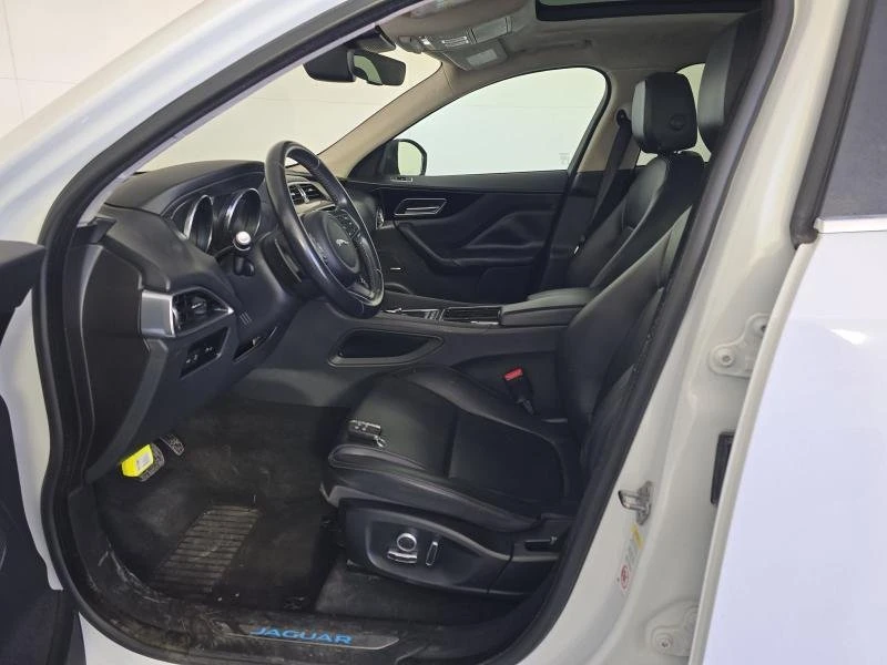 2020 Jaguar F-Pace - Image 7 of 15
