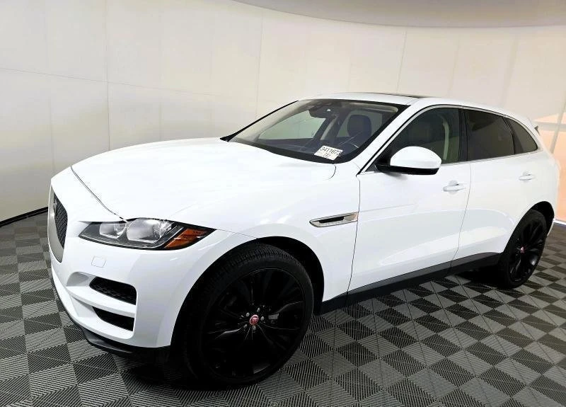 2020 Jaguar F-Pace - Image 5 of 15