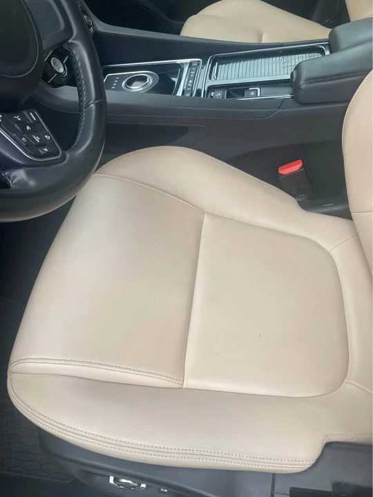 2020 Jaguar F-Pace - Image 10 of 12