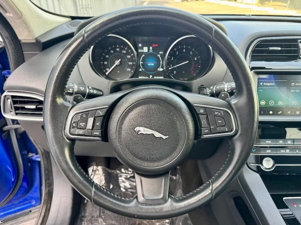 2020 Jaguar F-Pace - Image 14 of 19