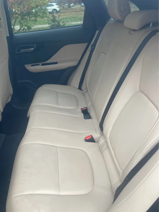 2020 Jaguar F-Pace - Image 8 of 12