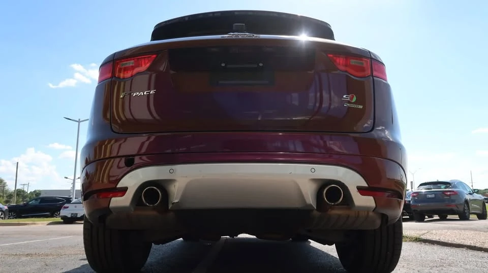 2020 Jaguar F-Pace - Image 10 of 20