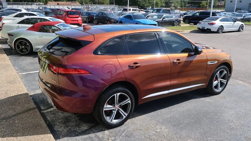 2020 Jaguar F-Pace - Image 13 of 20
