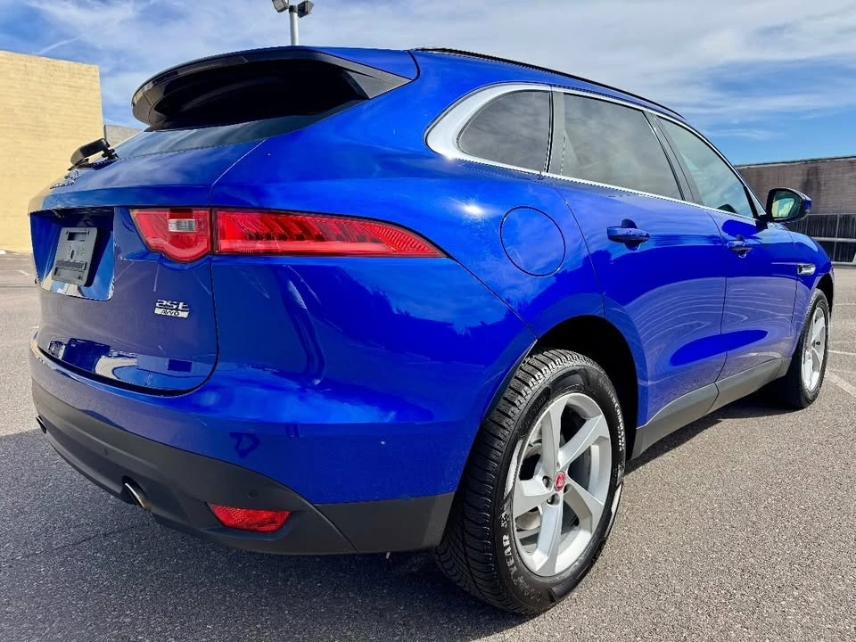 2020 Jaguar F-Pace - Image 5 of 19