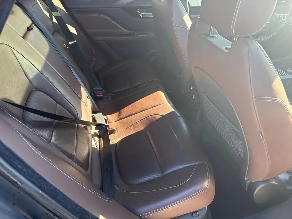 2020 Jaguar F-Pace - Image 14 of 20