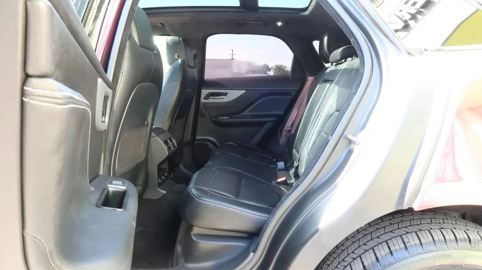 2020 Jaguar F-Pace - Image 19 of 20