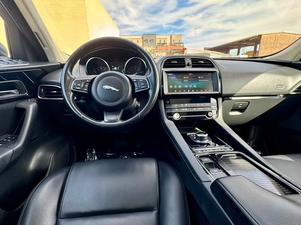 2020 Jaguar F-Pace - Image 13 of 19