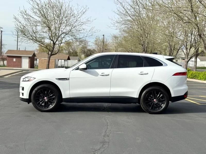 2020 Jaguar F-Pace - Image 19 of 20