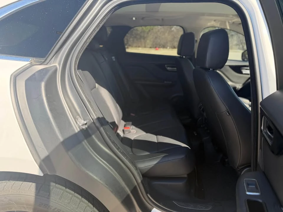 2020 Jaguar F-Pace - Image 16 of 16