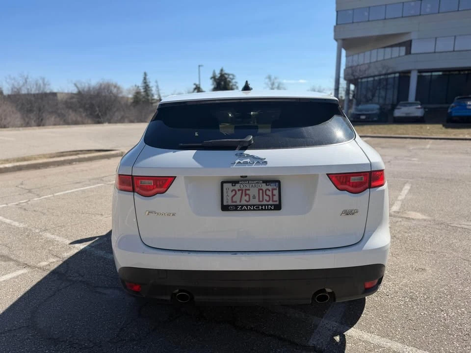 2020 Jaguar F-Pace - Image 4 of 16
