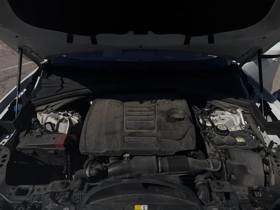 2020 Jaguar F-Pace - Image 8 of 16