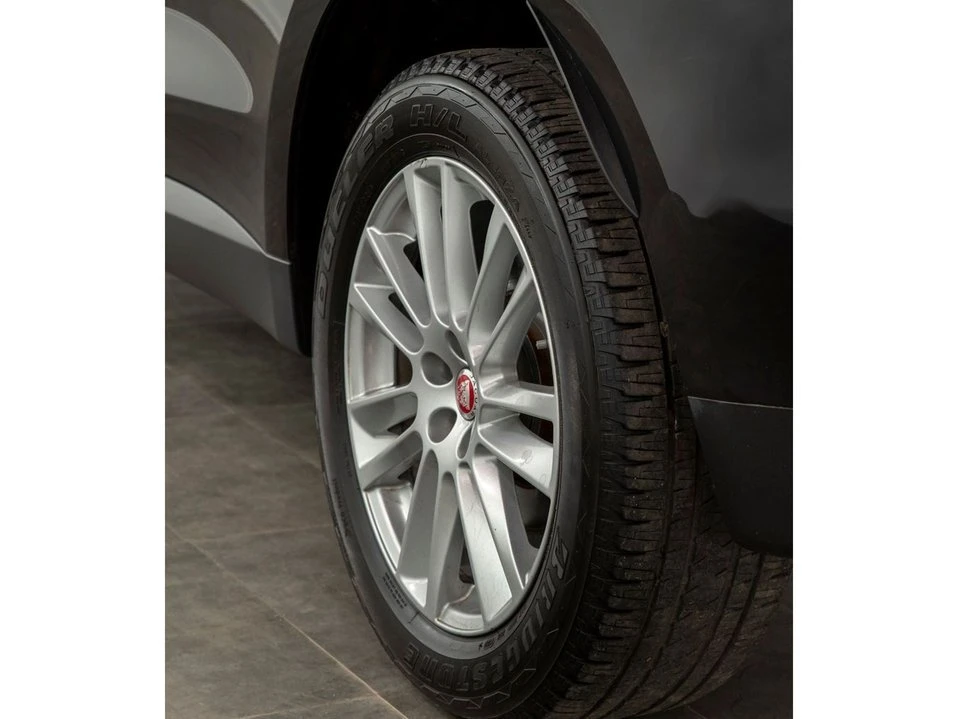 2020 Jaguar F-Pace - Image 4 of 20