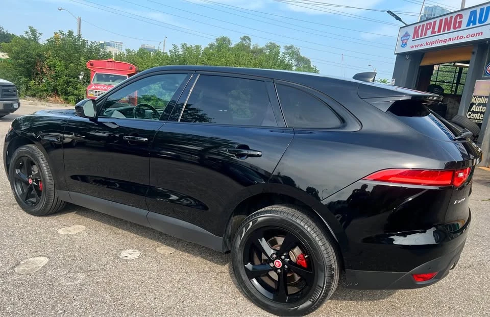 2020 Jaguar F-Pace - Image 8 of 15