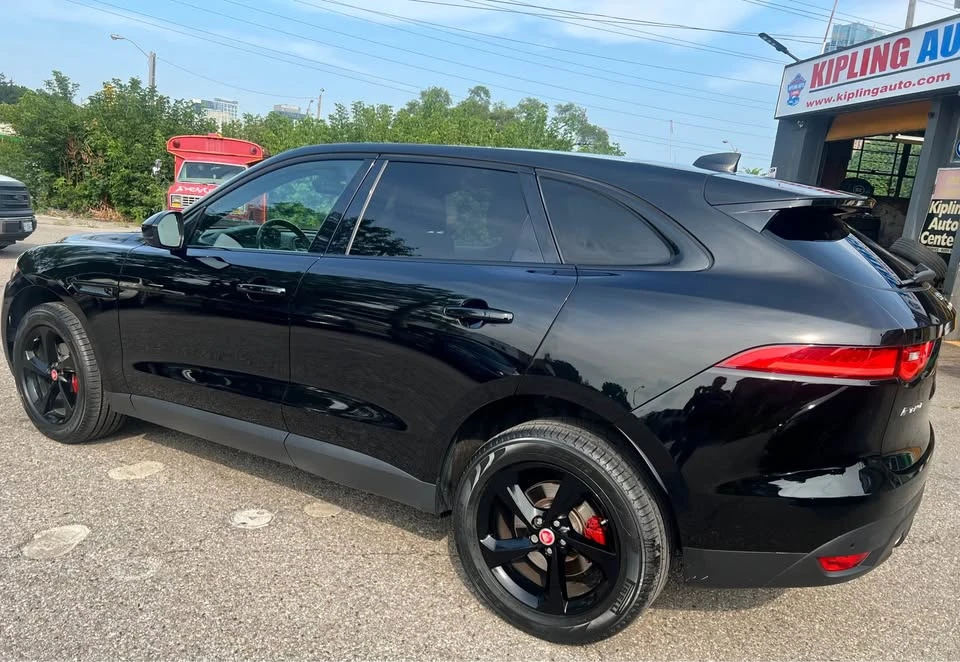 2020 Jaguar F-Pace - Image 7 of 15