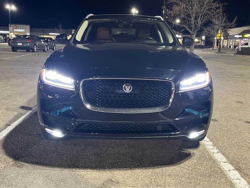 2020 Jaguar F-Pace - Image 14 of 16
