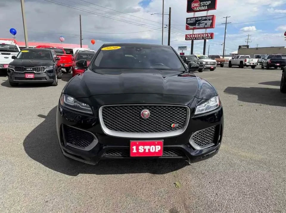 2020 Jaguar F-Pace - Image 2 of 8
