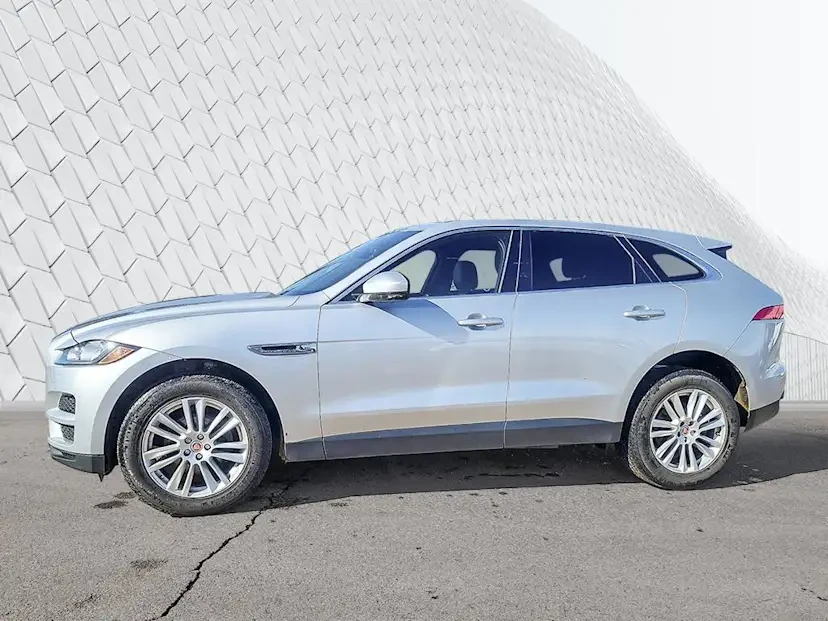 2020 Jaguar F-Pace - Image 2 of 9