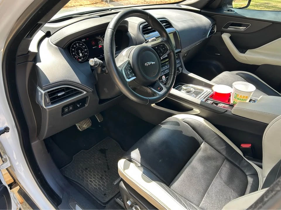 2020 Jaguar F-Pace - Image 3 of 10