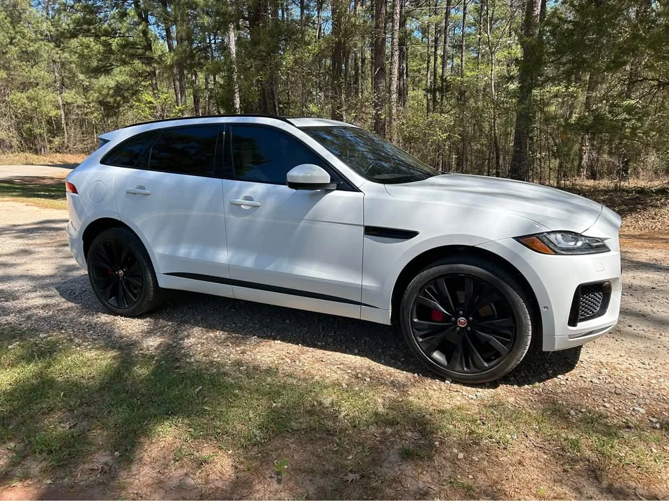 2020 Jaguar F-Pace - Image 2 of 10