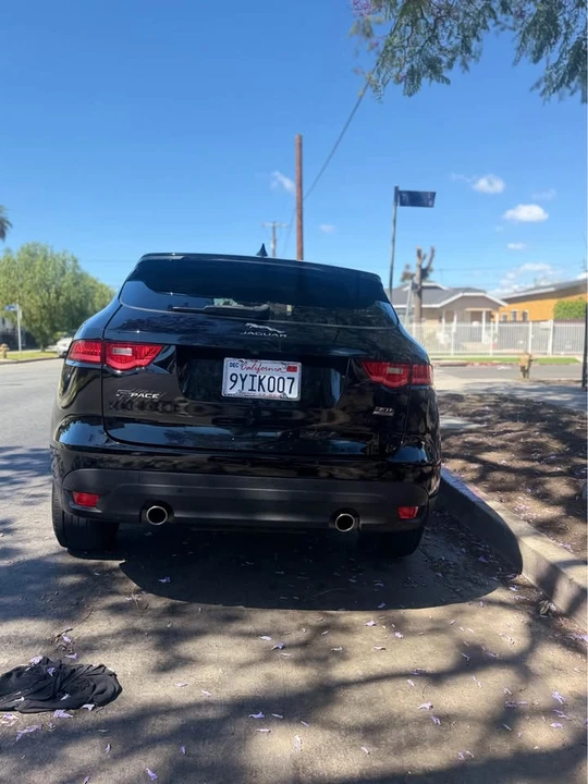 2020 Jaguar F-Pace - Image 6 of 11