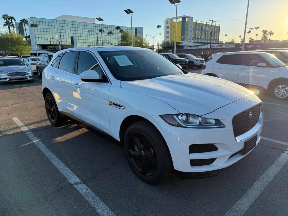 2020 Jaguar F-Pace - Image 7 of 8