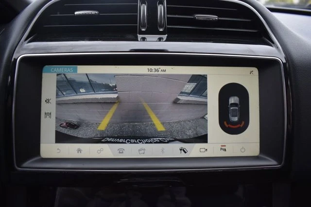 2020 Jaguar F-Pace - Image 17 of 20
