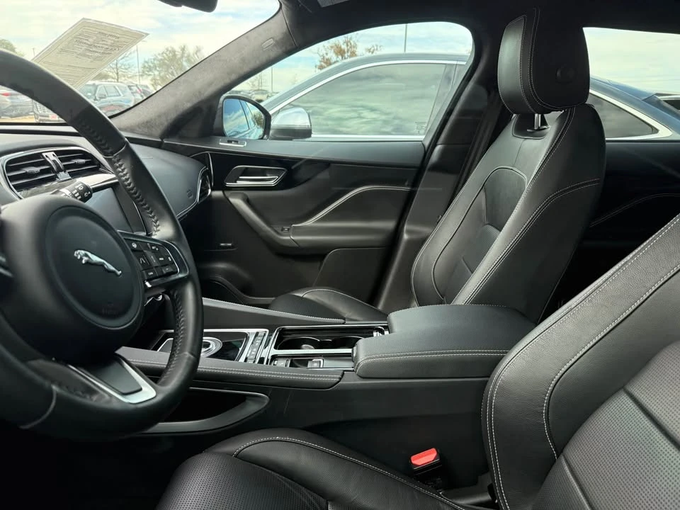 2020 Jaguar F-Pace - Image 4 of 4