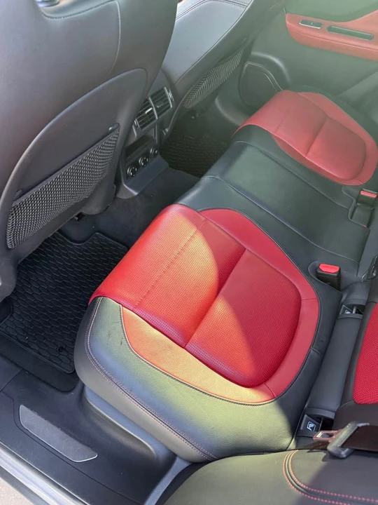 2020 Jaguar F-Pace - Image 9 of 14