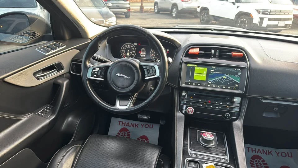 2020 Jaguar F-Pace - Image 12 of 19