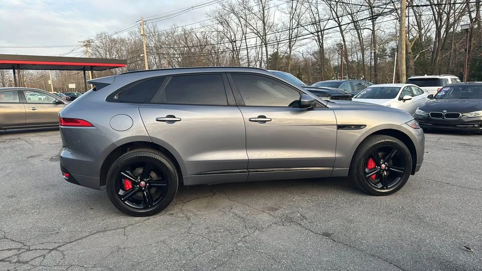 2020 Jaguar F-Pace - Image 9 of 20