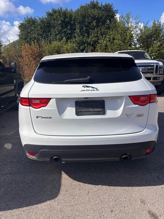 2020 Jaguar F-Pace - Image 11 of 11
