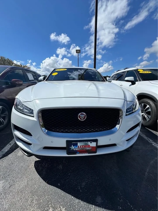2020 Jaguar F-Pace - Image 2 of 12