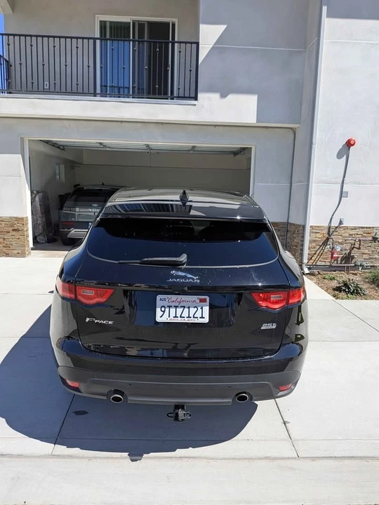 2020 Jaguar F-Pace - Image 7 of 16
