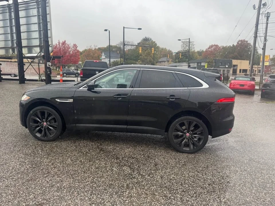2020 Jaguar F-Pace - Image 4 of 9