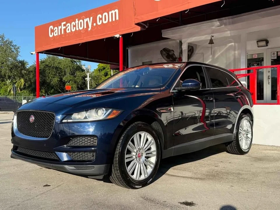 2020 Jaguar F-Pace - Image 11 of 14