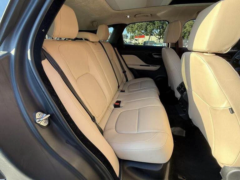 2020 Jaguar F-Pace - Image 17 of 19