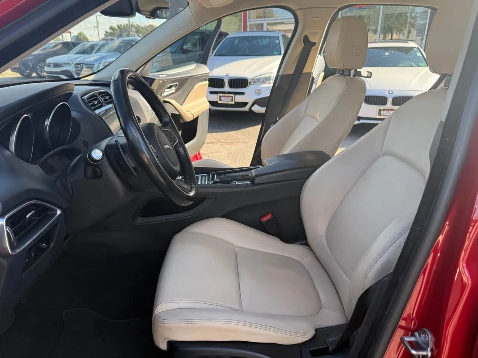 2020 Jaguar F-Pace - Image 7 of 19