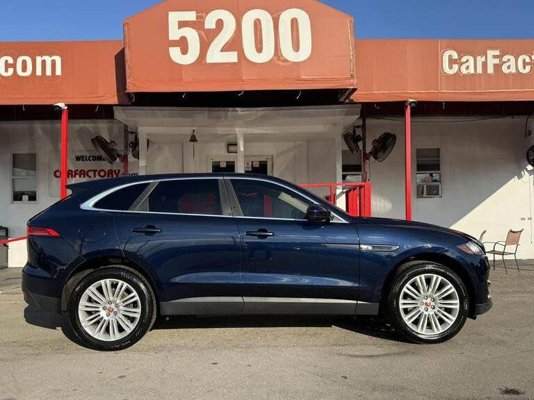 2020 Jaguar F-Pace - Image 7 of 19