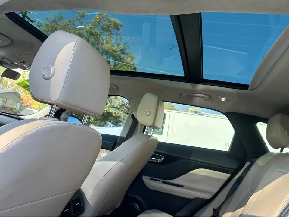 2020 Jaguar F-Pace - Image 12 of 19