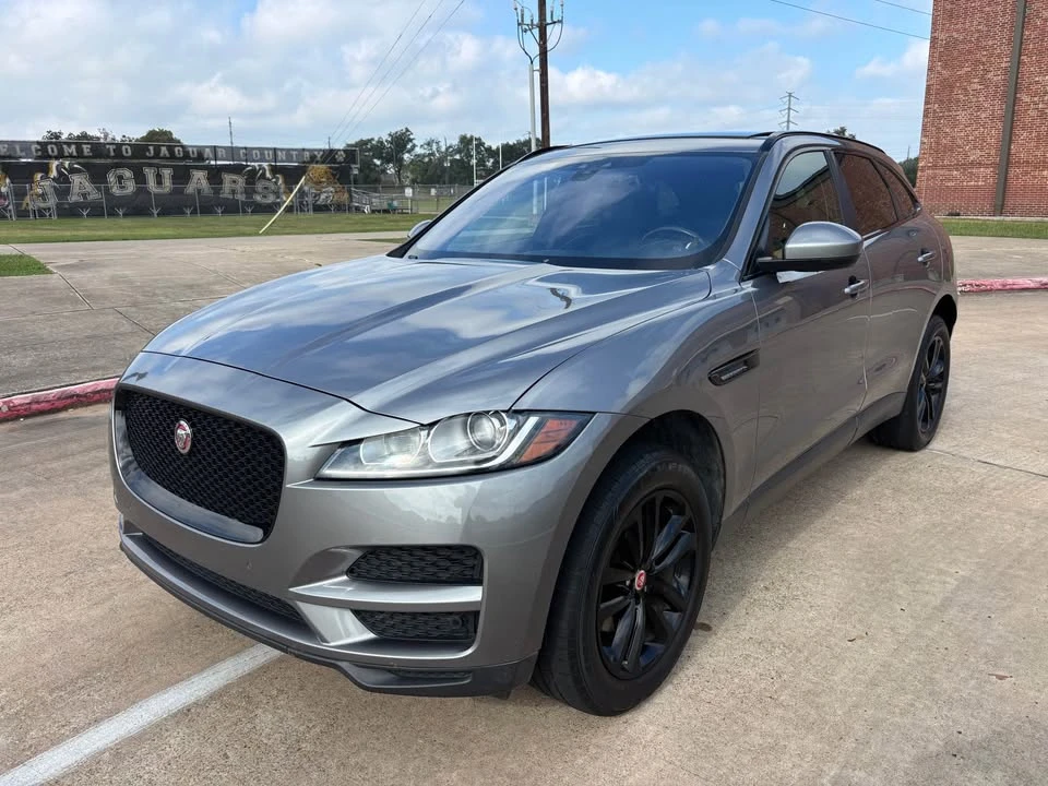 2020 Jaguar F-Pace - Image 3 of 20