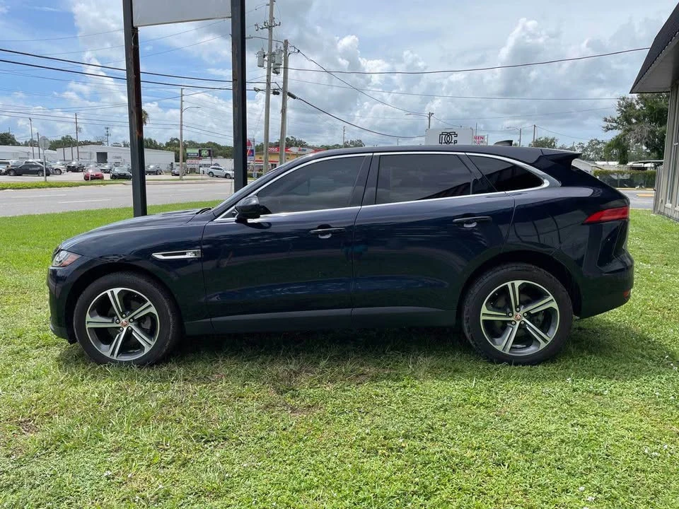2020 Jaguar F-Pace - Image 5 of 10