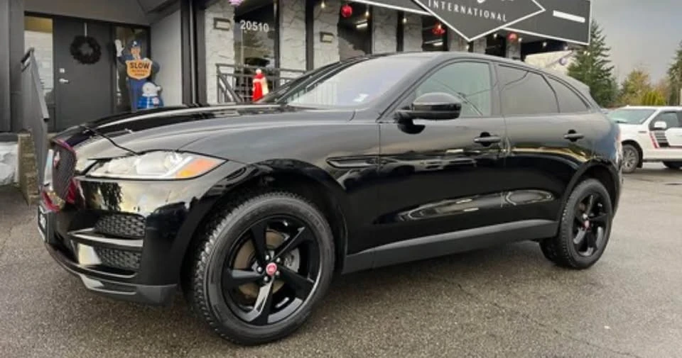 2020 Jaguar F-Pace - Image 2 of 13