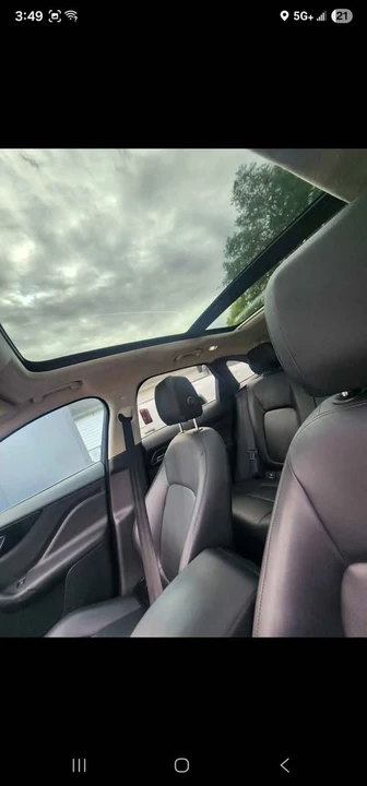 2020 Jaguar F-Pace - Image 3 of 6