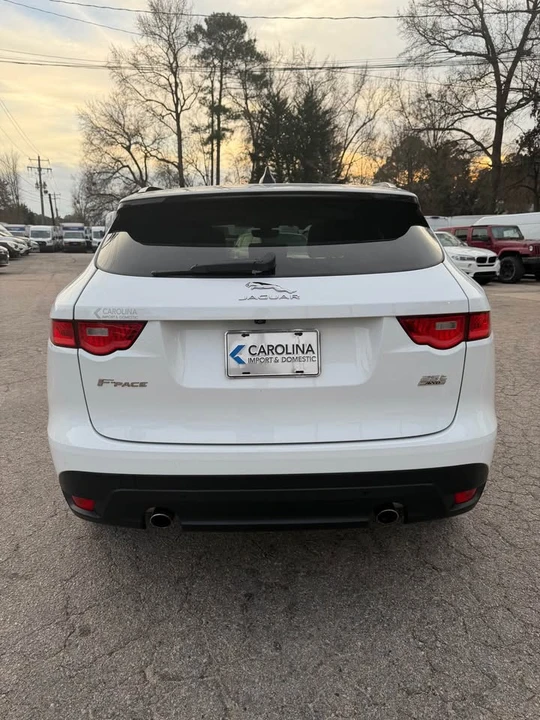 2020 Jaguar F-Pace - Image 3 of 20