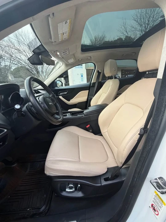 2020 Jaguar F-Pace - Image 9 of 20