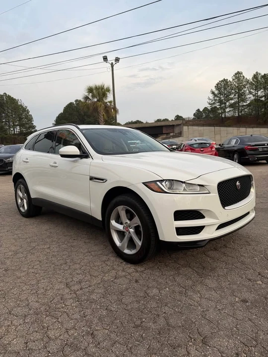 2020 Jaguar F-Pace - Image 5 of 20