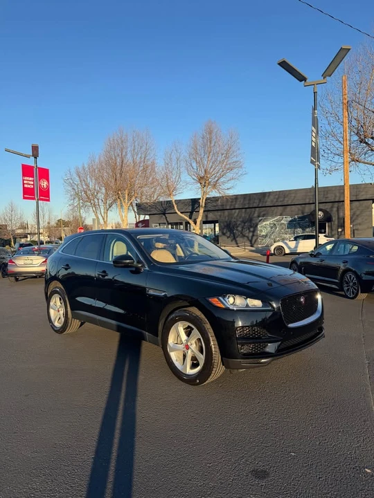 2020 Jaguar F-Pace - Image 2 of 16