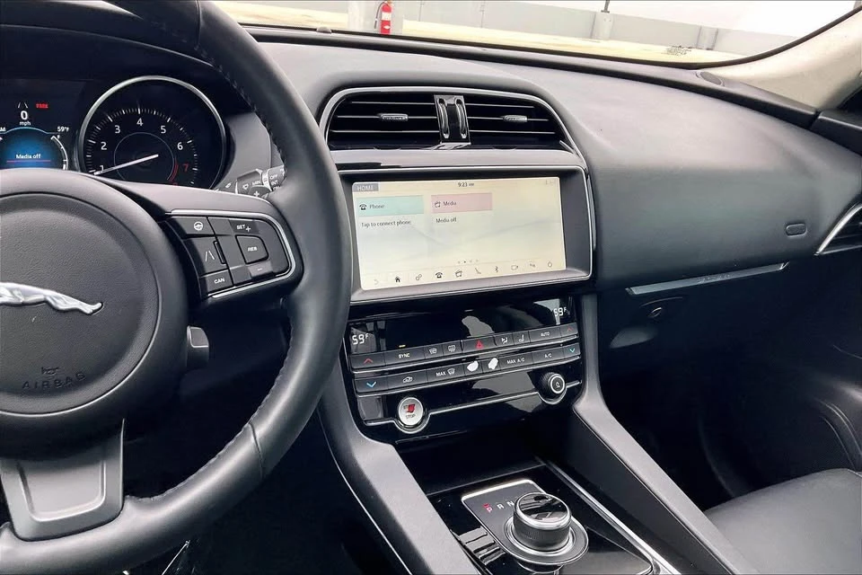 2020 Jaguar F-Pace - Image 12 of 14